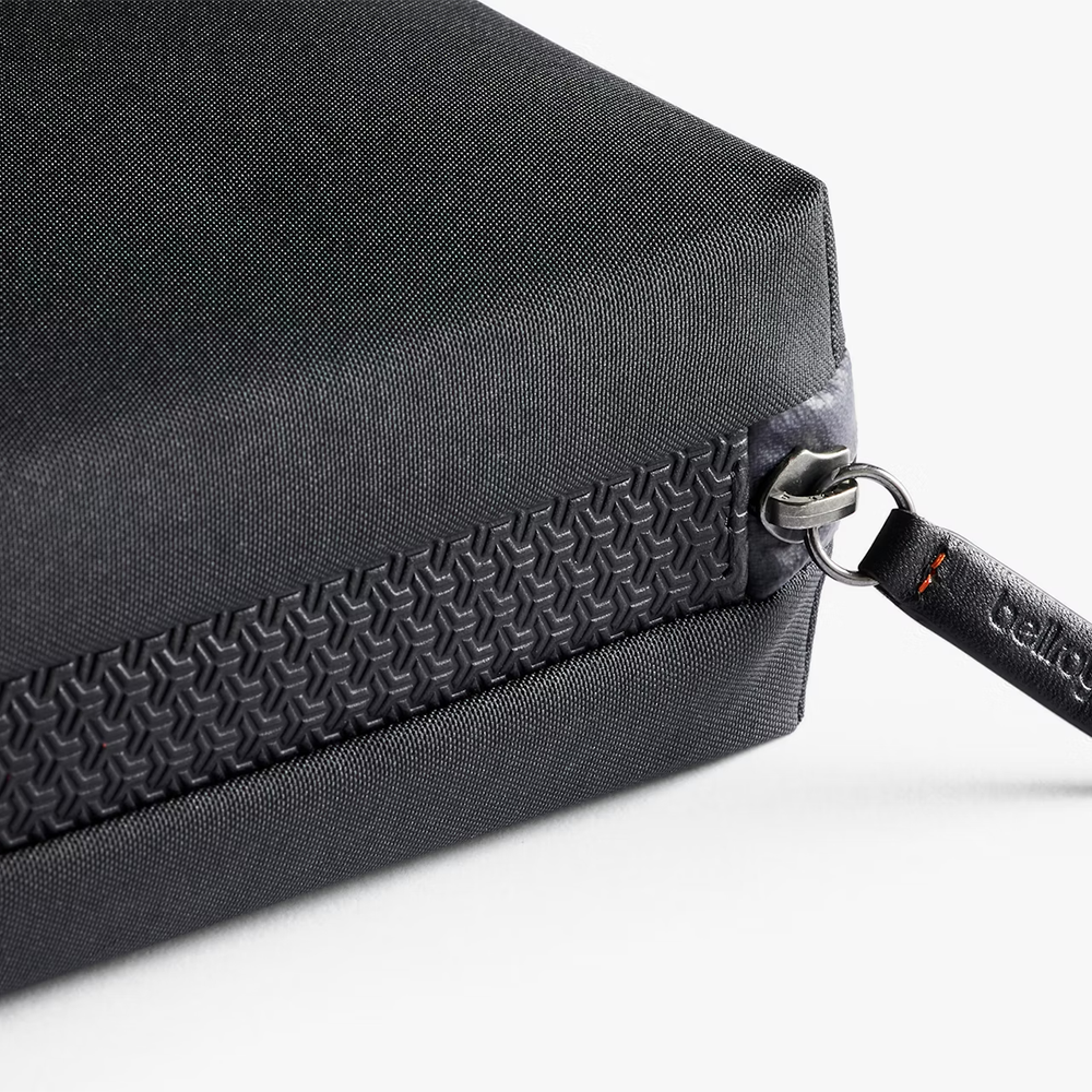 Tech Kit Carryology Essential Edition