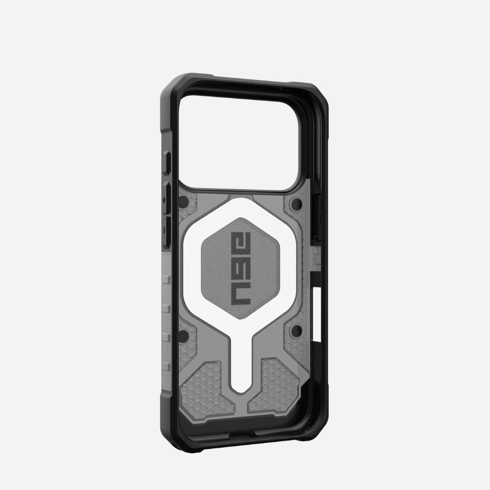 Pathfinder Clear MagSafe Case for Apple iPhone 17 Series