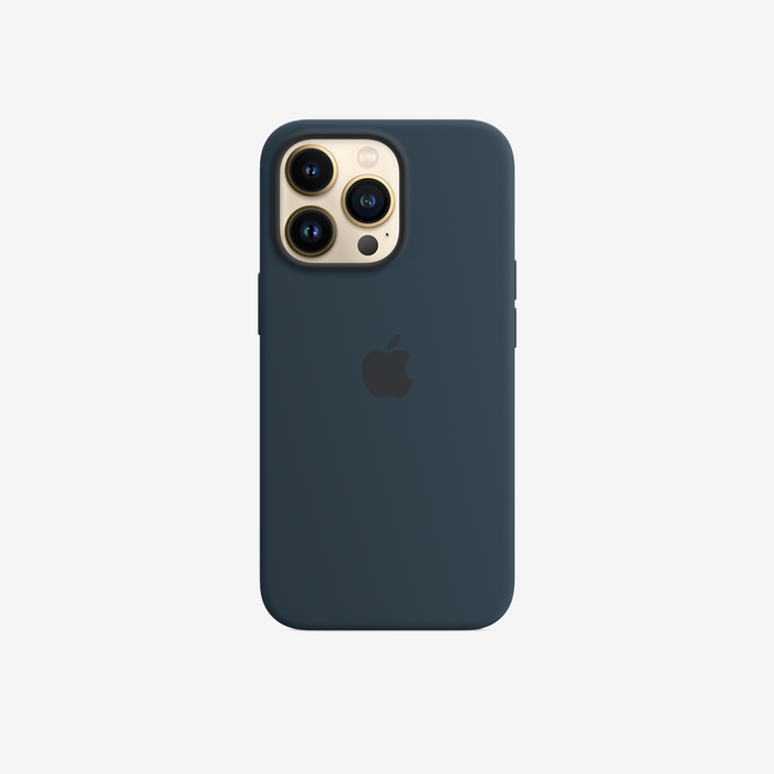 Silicone Case with MagSafe for iPhone 13 Series