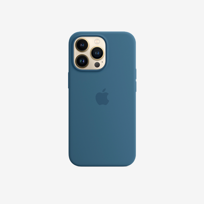 Silicone Case with MagSafe for iPhone 13 Series