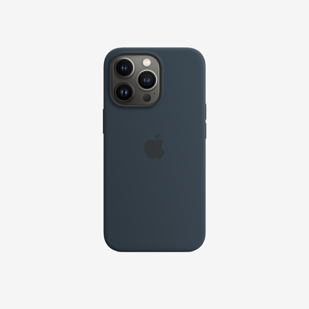 Silicone Case with MagSafe for iPhone 13 Series